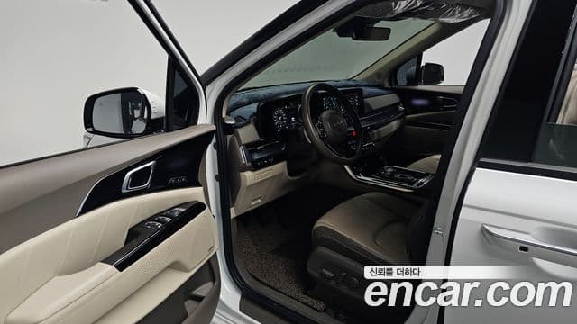 Kia Carnival 2022 — Фото 10/20
