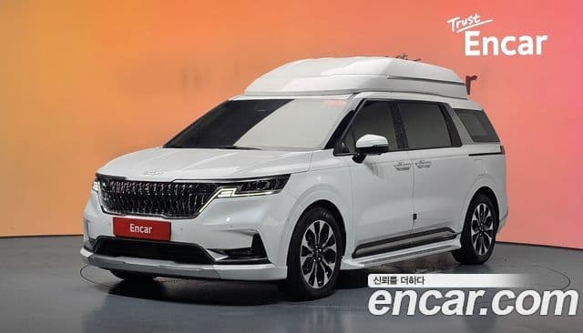 Kia Carnival 2022 — Фото 1/20