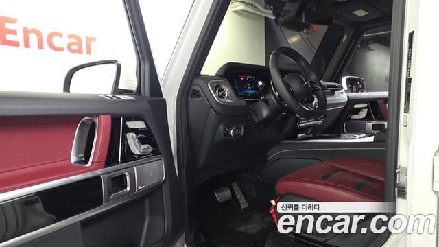 Mercedes-Benz G-Class 2025 — ფოტო 8/20