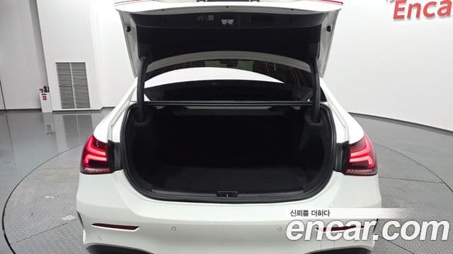 Mercedes-Benz A-Class 2022 — ფოტო 20/20