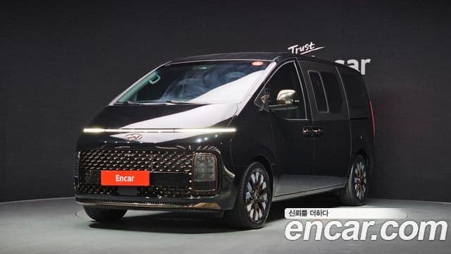 Hyundai Staria 2021 — ფოტო 1/20