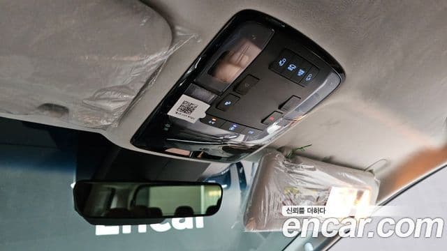 Hyundai Staria 2021 — ფოტო 17/20