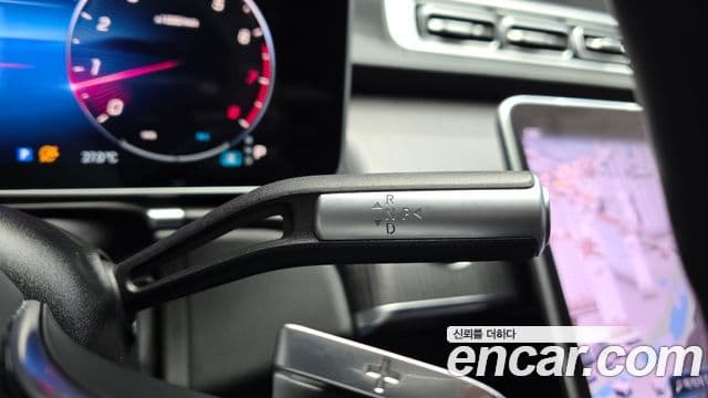 Mercedes-Benz S-Class 2021 — ფოტო 25/35
