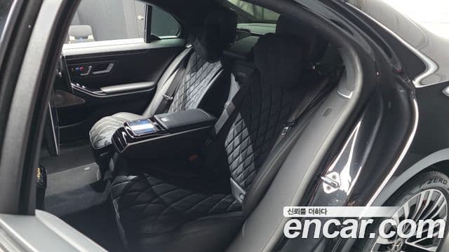 Mercedes-Benz S-Class 2021 — ფოტო 19/35