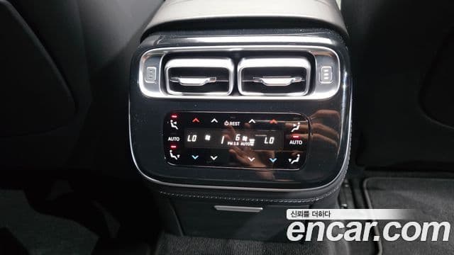 Mercedes-Benz S-Class 2021 — ფოტო 34/35