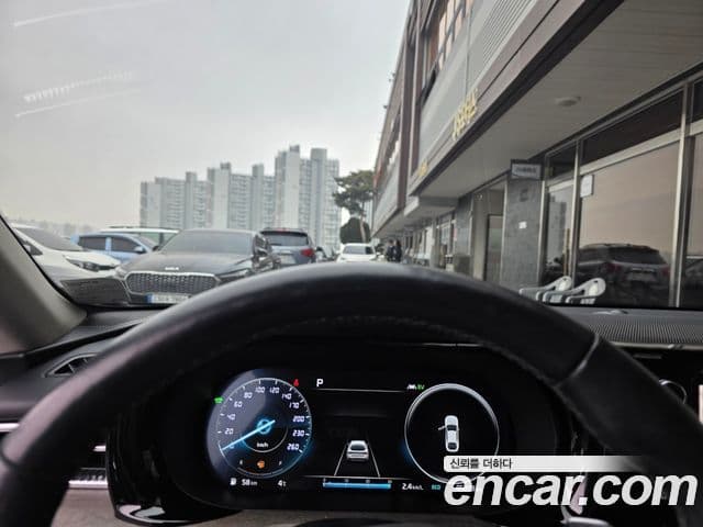 Kia K5 2023 — ფოტო 12/18