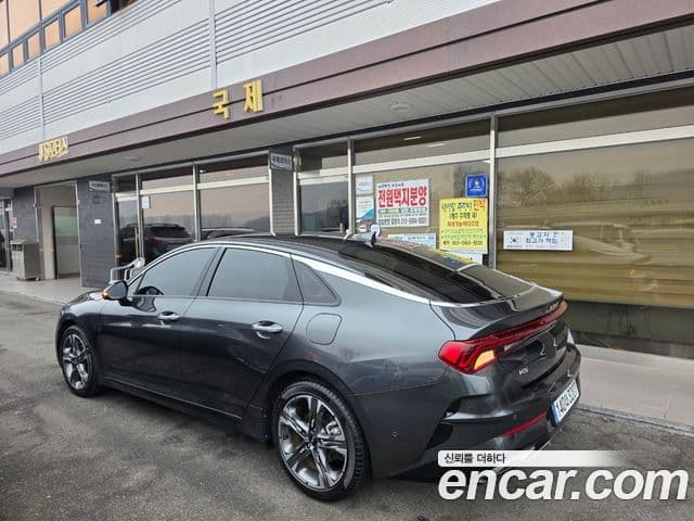 Kia K5 2023 — ფოტო 18/18