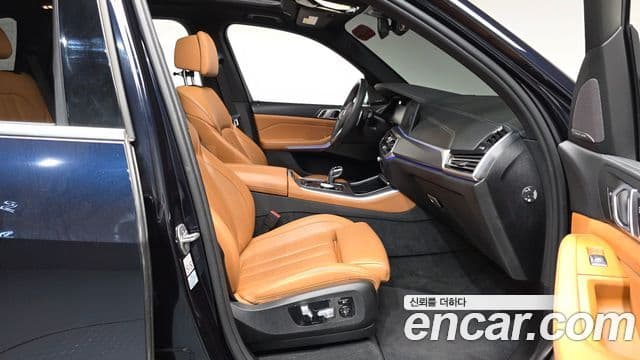 BMW X5 2019 — Photo 11/35