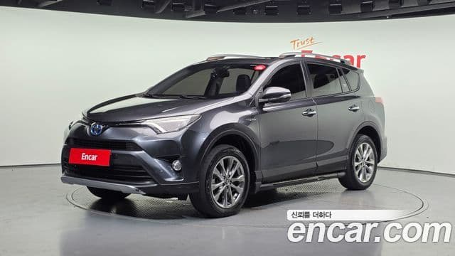 Toyota RAV4 2018 — Şəkil 2/20