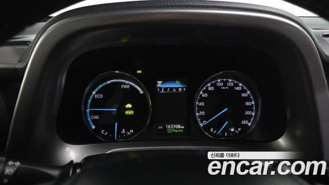 Toyota RAV4 2018 — Şəkil 1/20