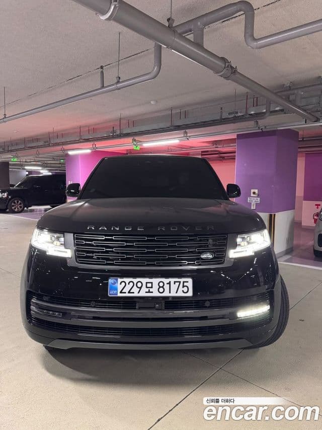 Land Rover Range Rover 2025 — ფოტო 5/5