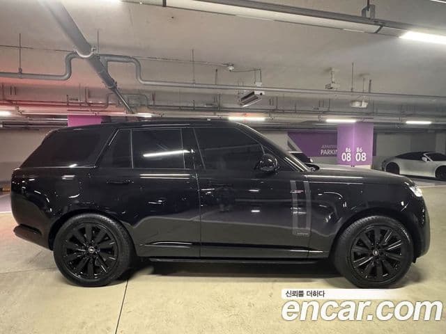 Land Rover Range Rover 2025 — ფოტო 3/5
