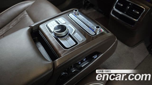 Kia The K9 2018 — ფოტო 19/20