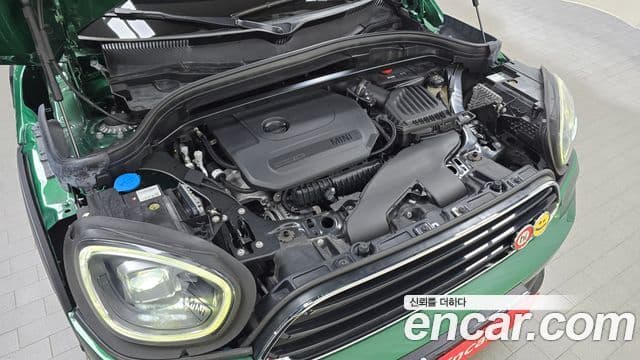 Mini Cooper Countryman 2023 — ფოტო 6/20