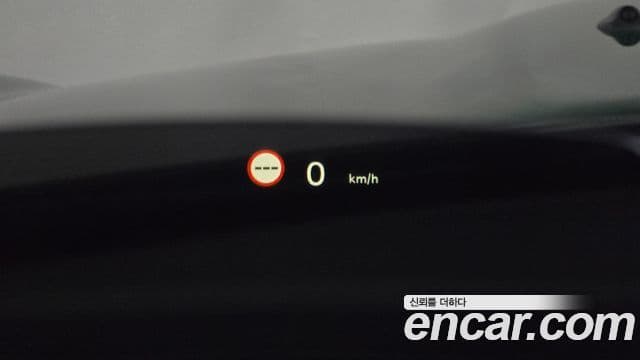 Mini Cooper Countryman 2023 — ფოტო 18/20
