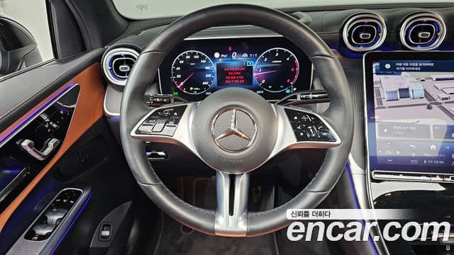 Mercedes-Benz GLC-Class 2023 — ფოტო 13/20