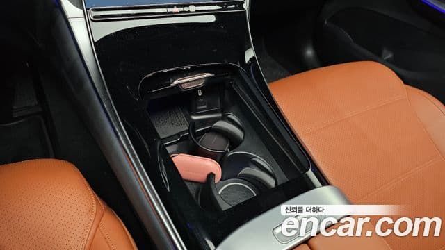 Mercedes-Benz GLC-Class 2023 — ფოტო 18/20