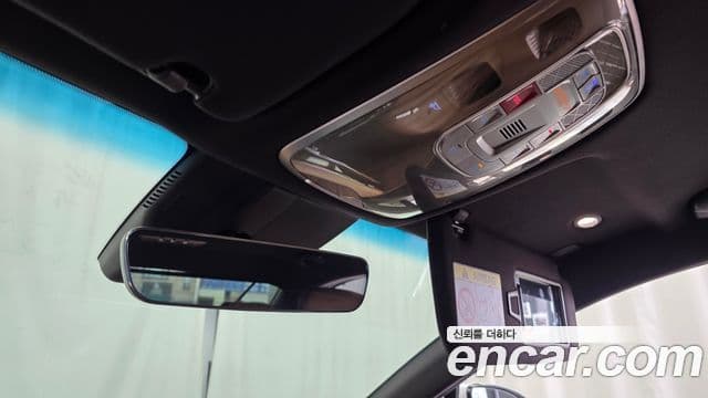Genesis Electrified G80 2023 — Şəkil 18/20