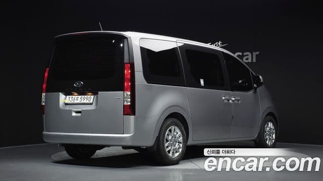 Hyundai Staria 2022 — ფოტო 24/31