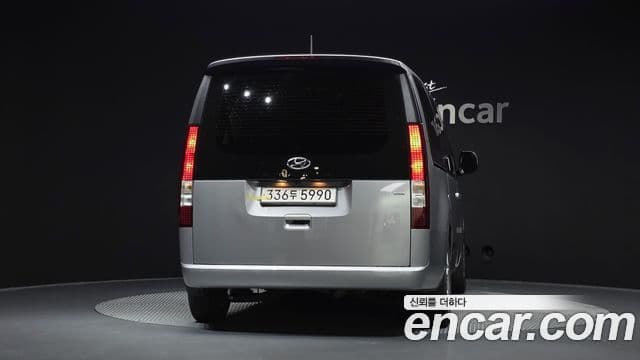 Hyundai Staria 2022 — ფოტო 27/31