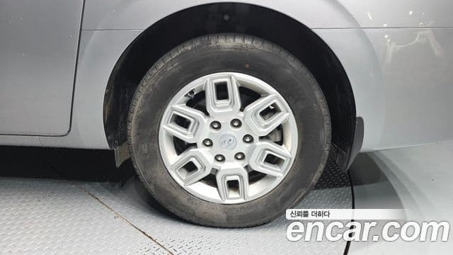 Hyundai Staria 2022 — ფოტო 29/31