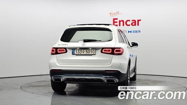 Mercedes-Benz GLC-Class 2021 — ფოტო 4/20