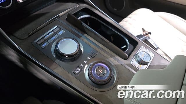 Genesis GV80 2023 — Şəkil 9/20
