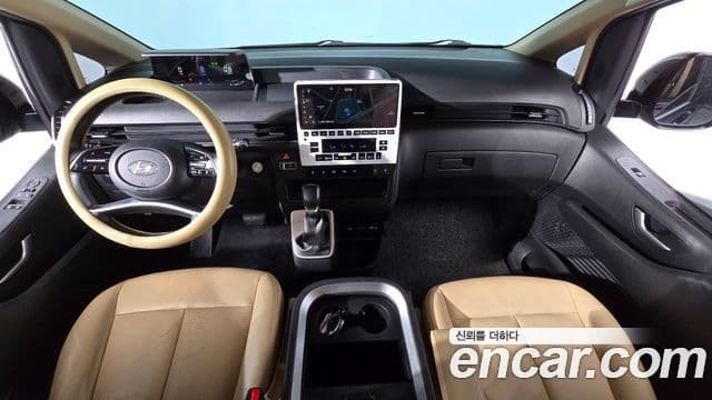 Hyundai Staria 2023 — ფოტო 7/20