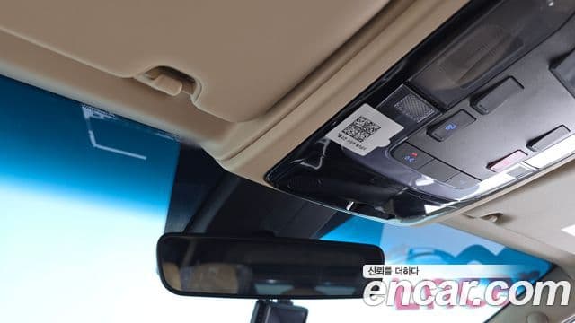 Hyundai Staria 2023 — ფოტო 19/20