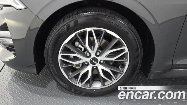 Kia K5 2022 — ფოტო 5/20