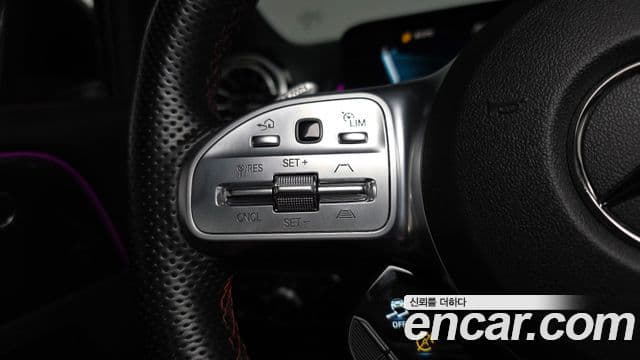 Mercedes-Benz GLB-Class 2022 — Фото 17/20