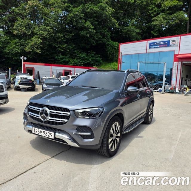 Mercedes-Benz GLE-Class 2024 — Şəkil 1/20