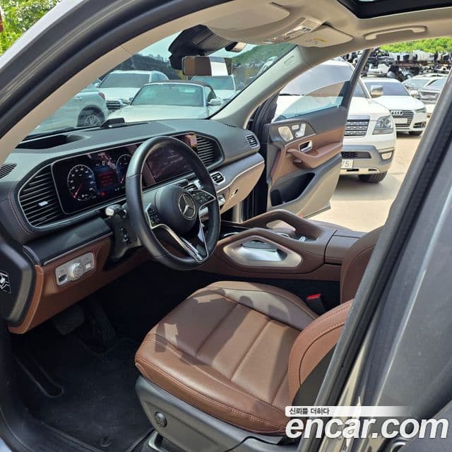 Mercedes-Benz GLE-Class 2024 — Şəkil 9/20