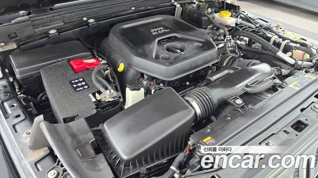 Jeep Wrangler 2021 — Photo 28/30
