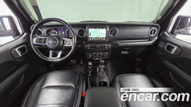 Jeep Wrangler 2021 — Photo 13/30