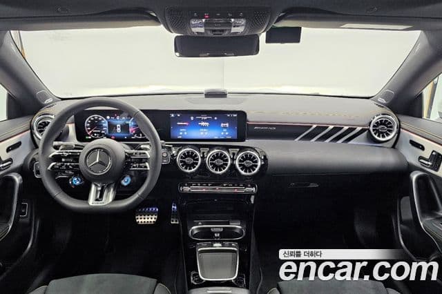 Mercedes-Benz CLA-Class 2025 — Фото 10/20