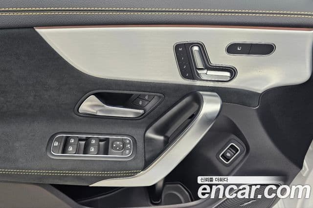 Mercedes-Benz CLA-Class 2025 — Фото 15/20