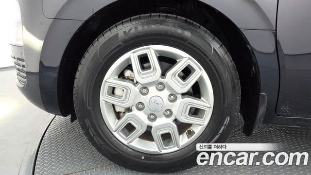 Hyundai Staria 2023 — Фото 4/20