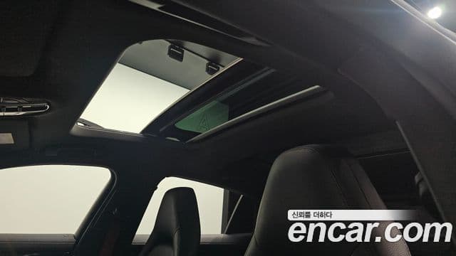 Porsche Panamera 2021 — Şəkil 18/20