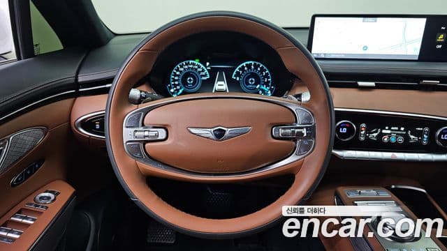 Genesis GV70 2022 — Şəkil 14/20