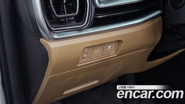 Kia Sorento 2023 — Фото 14/20