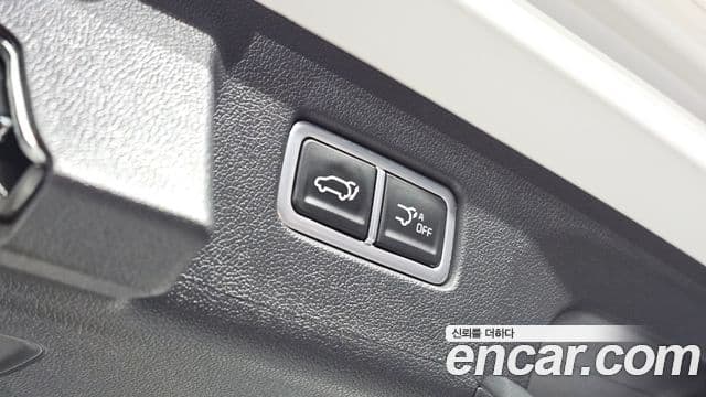Kia Sorento 2023 — Фото 20/20