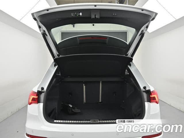Audi Q3 2025 — фото 20 из 20
