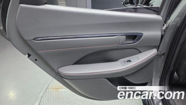 Hyundai Sonata Hybrid 2022 — ფოტო 29/31