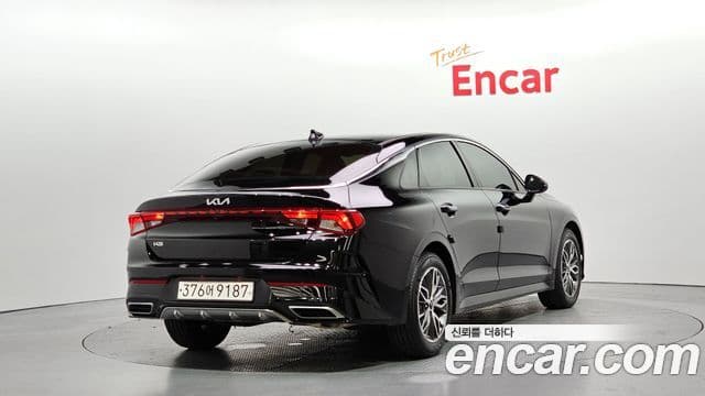 Kia K5 2023 — Şəkil 1/20