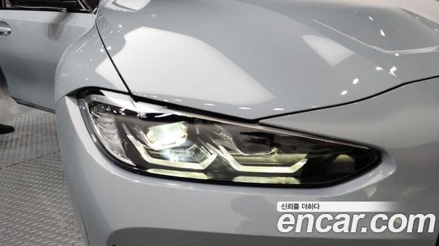 BMW M3 2022 — Photo 17/34