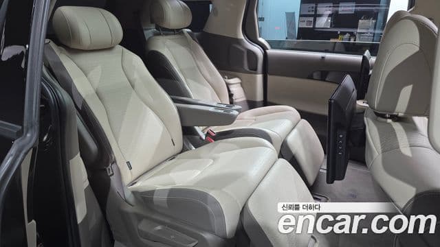 Kia Carnival 2025 — Фото 11/20
