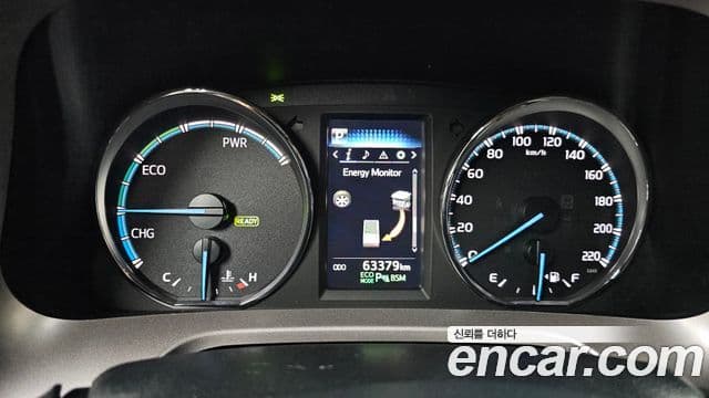 Toyota RAV4 2018 — Şəkil 20/20