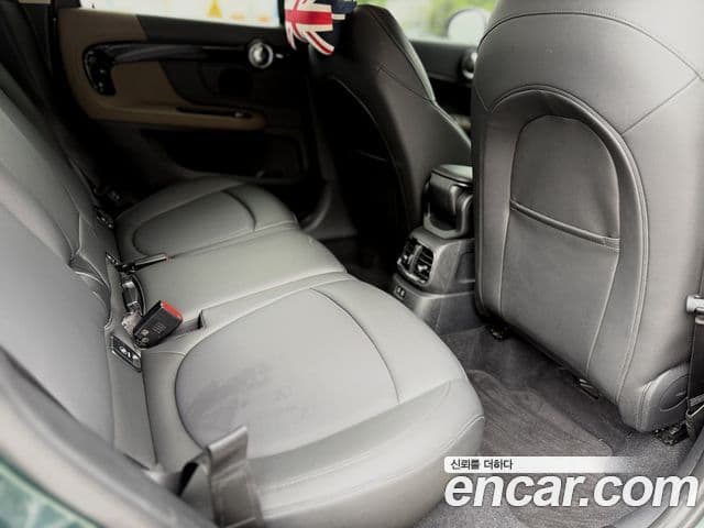 Mini Cooper Countryman 2019 — Şəkil 17/20