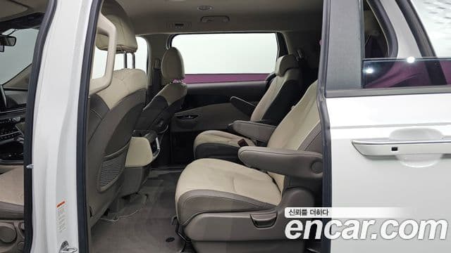 Kia Carnival 2021 — Şəkil 11/20